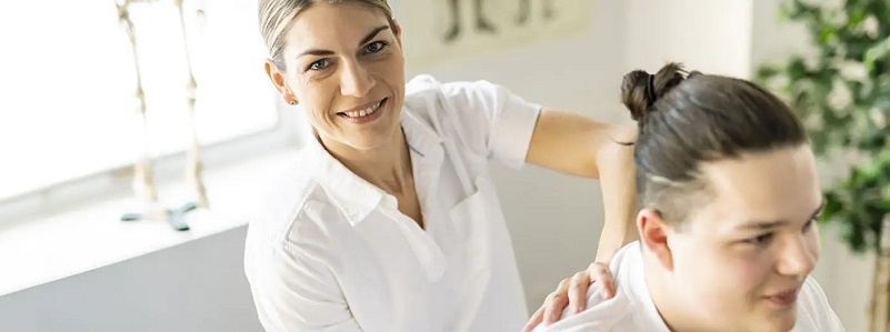 Bachelor-Fernstudiengang Physiotherapie - Hochschule Fresenius